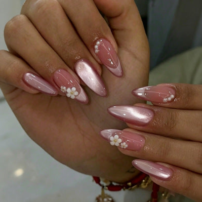 Elegante Blumen Nageldesign Press-On Tipps Brehn