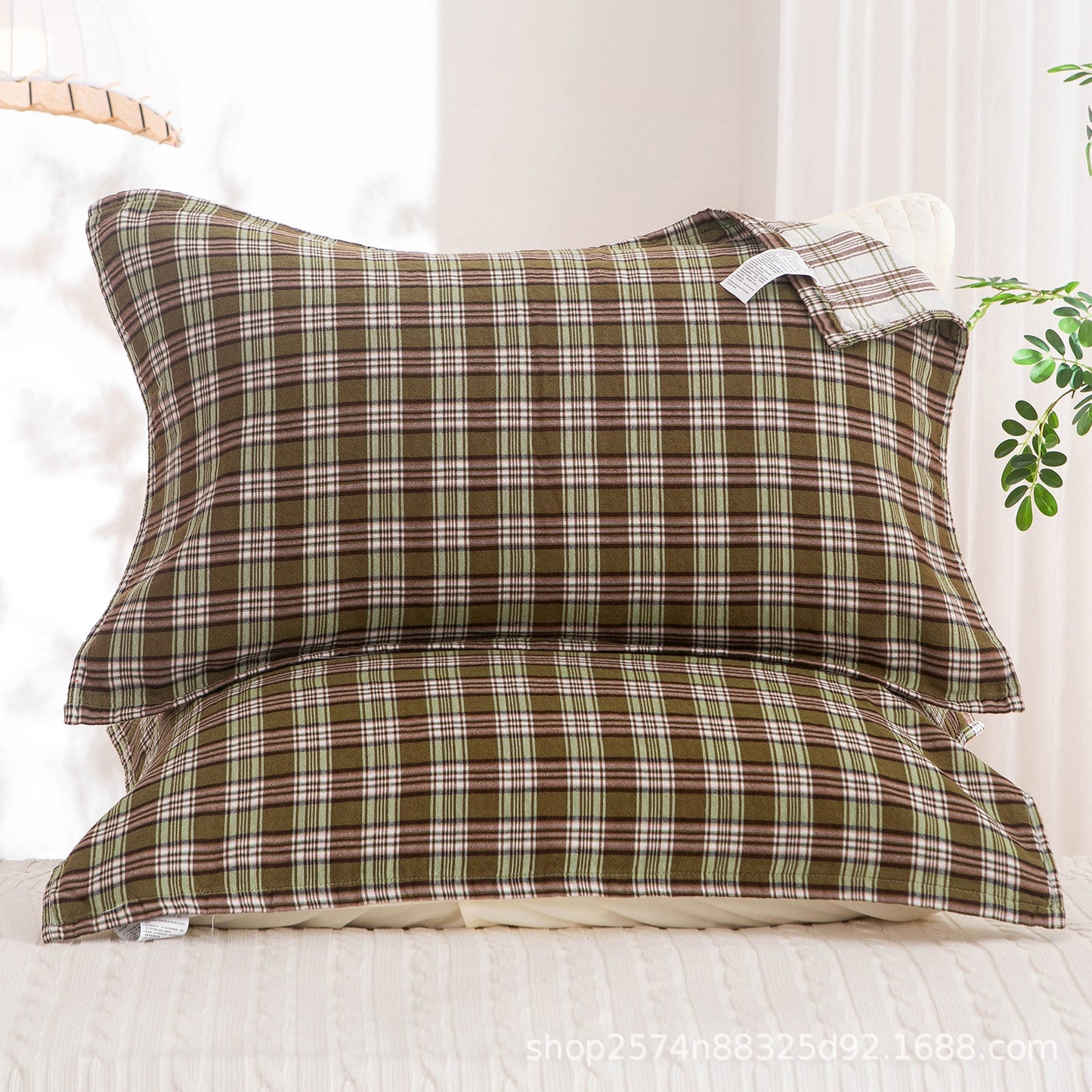 Damen Kissenbezug mit filigranem Blumenmotiv Brehn