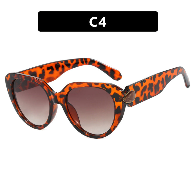 Damen Cat-Eye Sonnenbrille mit auffälligem Design und schützendem UV-Filter Brehn