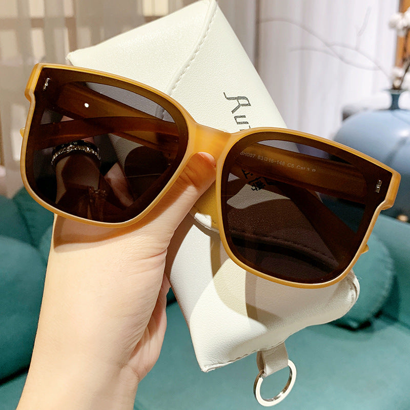 Damen Modische Sonnenbrille im trendigen quadratischen Design Brehn