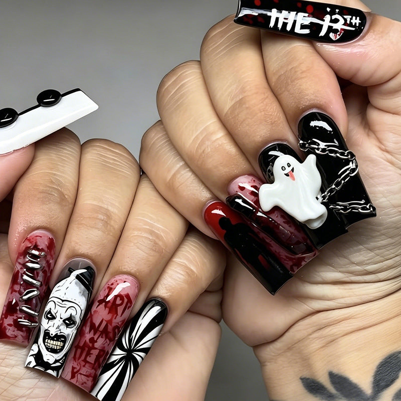 Halloween Kunstnagelset mit gruseligen Motiven und extravaganten Designs Brehn