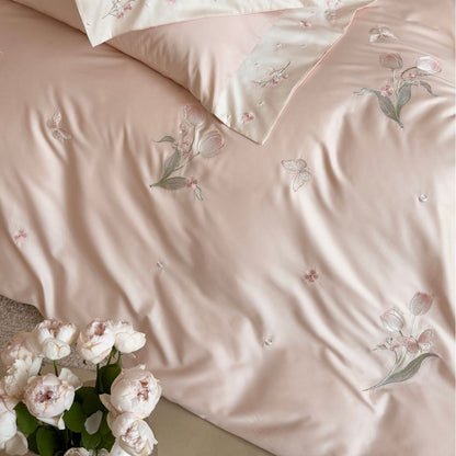 Luxuriöses Satin-Bettwäsche-Set mit feiner Blumenstickerei Brehn