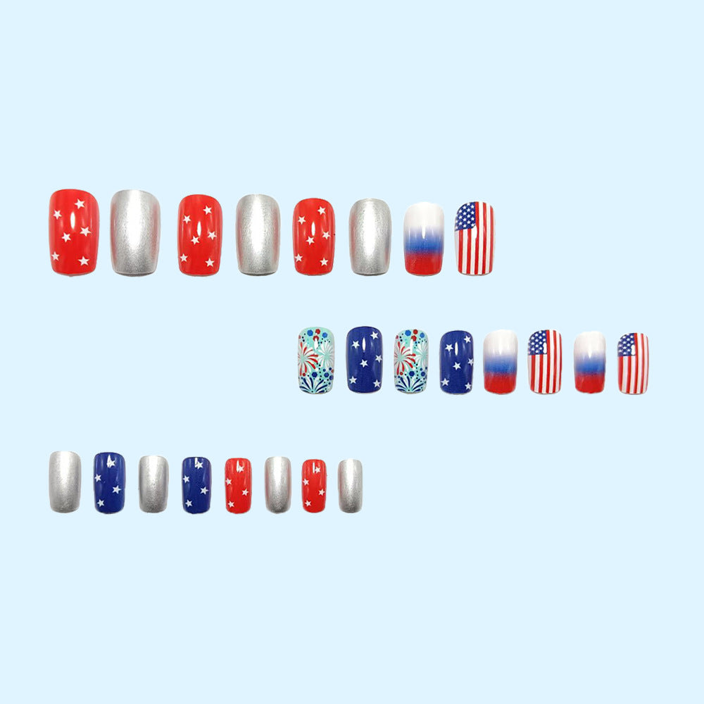 Kreatives Kunstnageldesign im patriotischen Stil Brehn