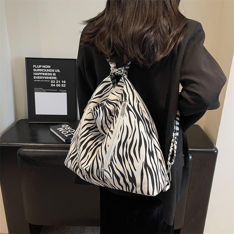 Stylische Mehrfachfach Hobo-Tasche Brehn