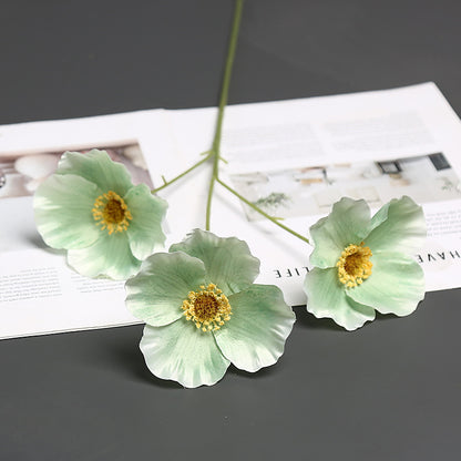 Realistische Seidenblumenstängel