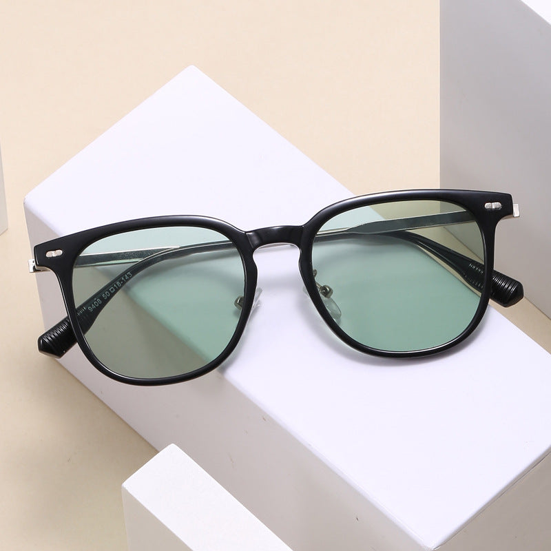 Damen klare rechteckige Brille mit filigranem Metallrahmen Brehn
