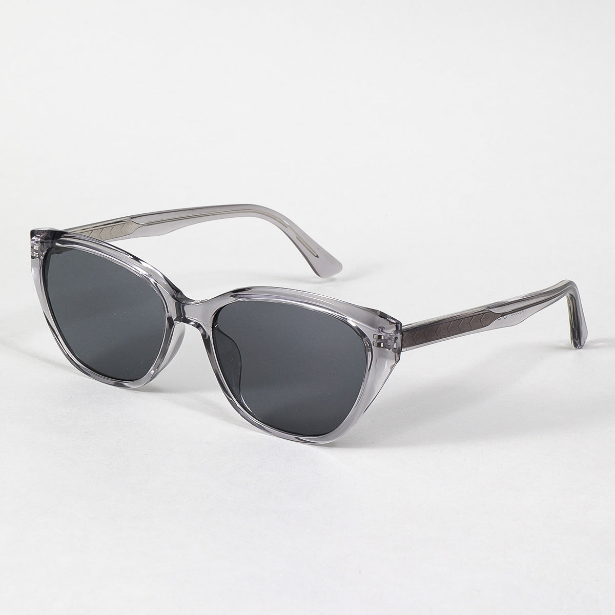 Damen moderne Sonnenbrille mit klassischem Schwung Brehn