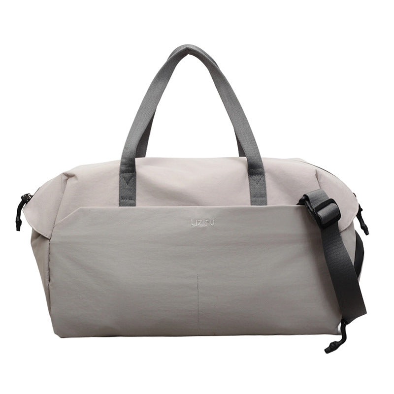 Isolierte Reisetasche