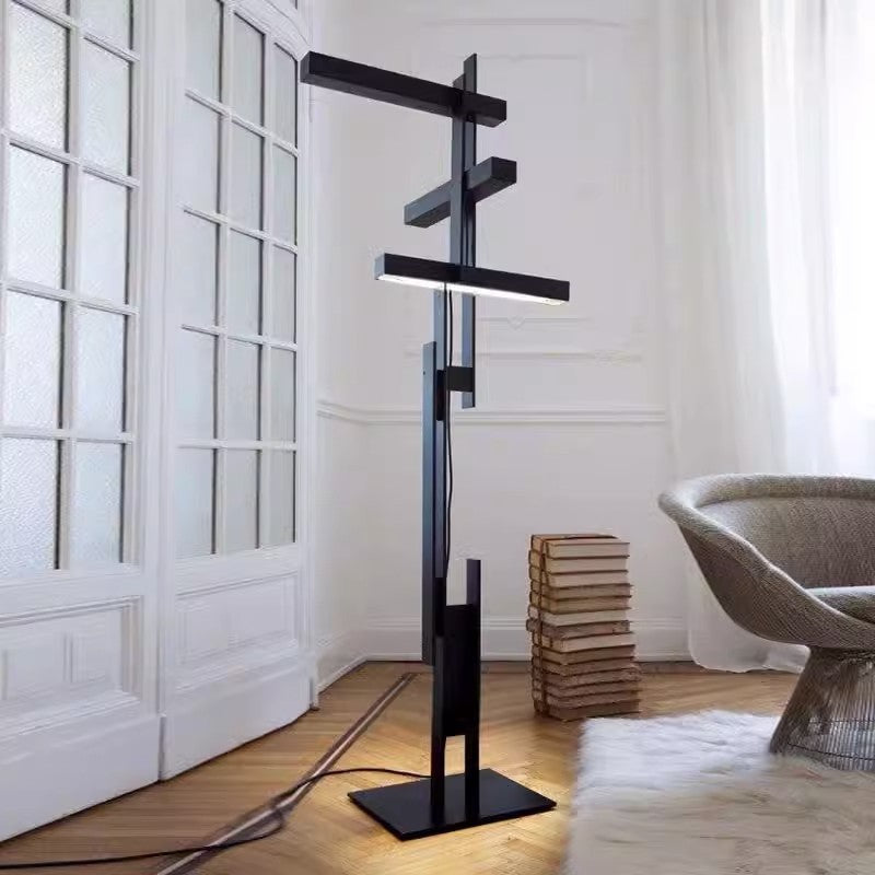 Moderne artikulierte Stehlampe