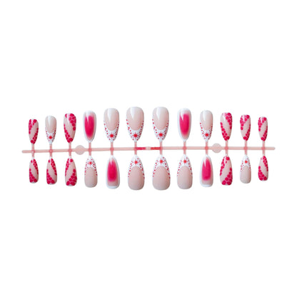Künstlerische Gel-Nagelverstärkungen
