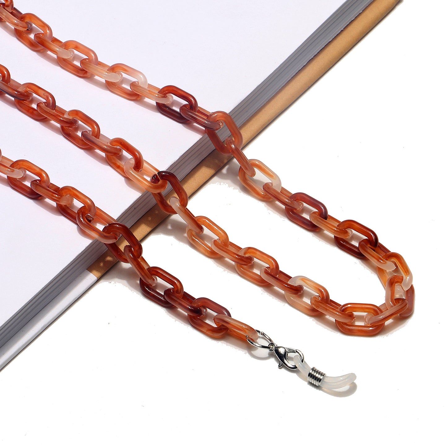 Stylischer Chain Eyewear Holder Brehn