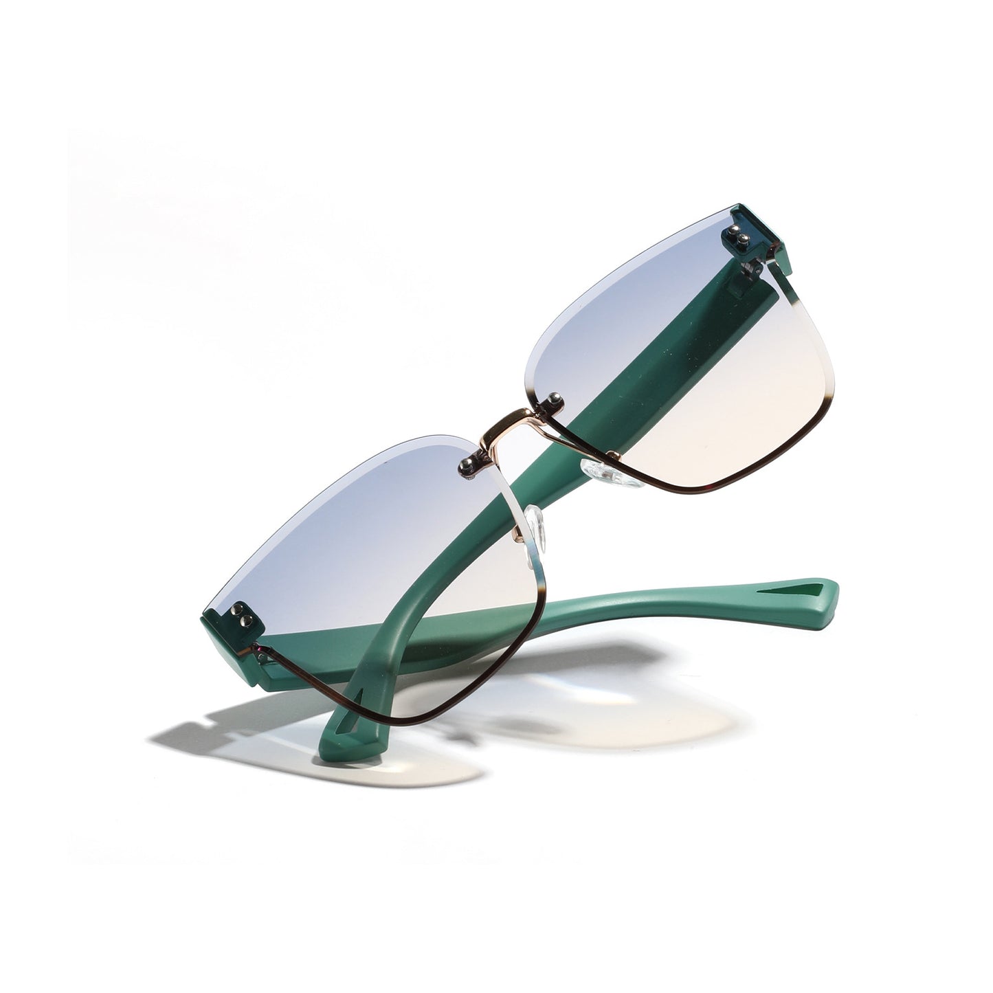 Damen modische Sonnenbrille mit elegantem Rahmen und breiten Gläsern Brehn