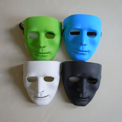 Masken Requisiten Brehn
