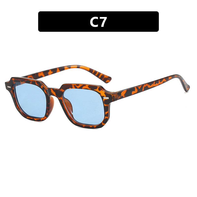 Damen stilvolle Sonnenbrille im auffälligen, geometrischen Design Brehn