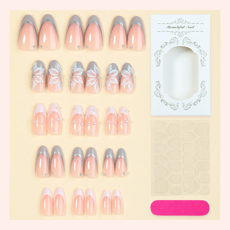 Luxuriöses dekoratives Presse-on-Nagelset Brehn