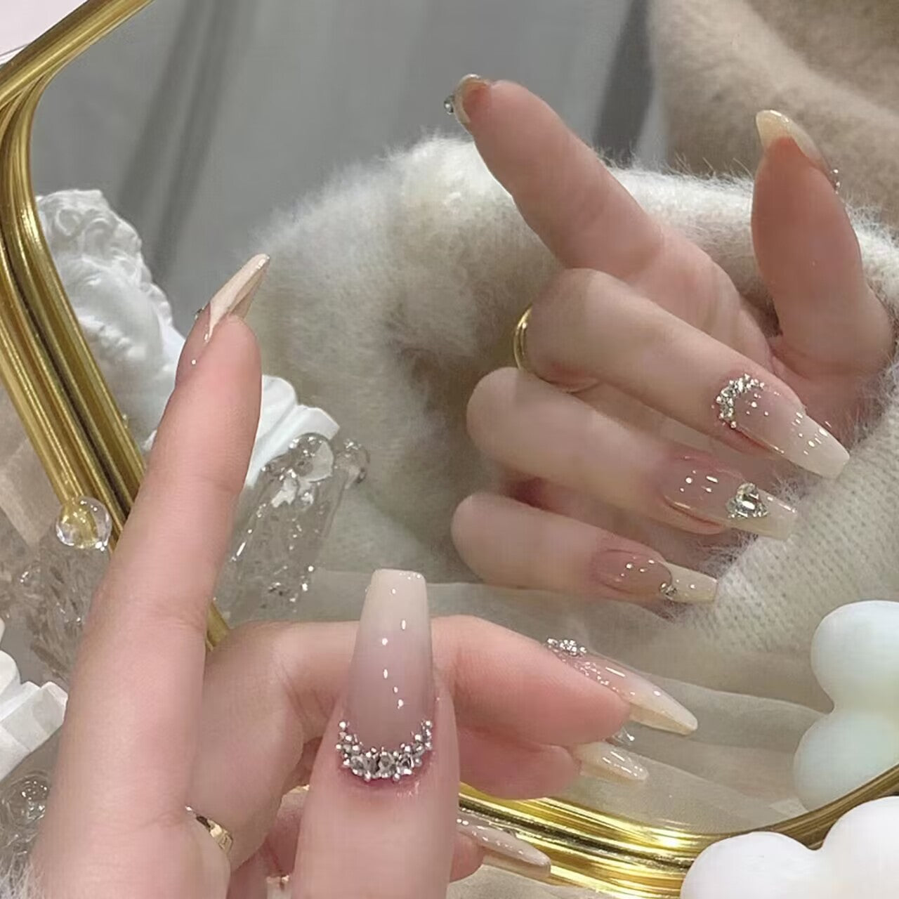 Elegante French Tip Press-On Nagelkunst Brehn