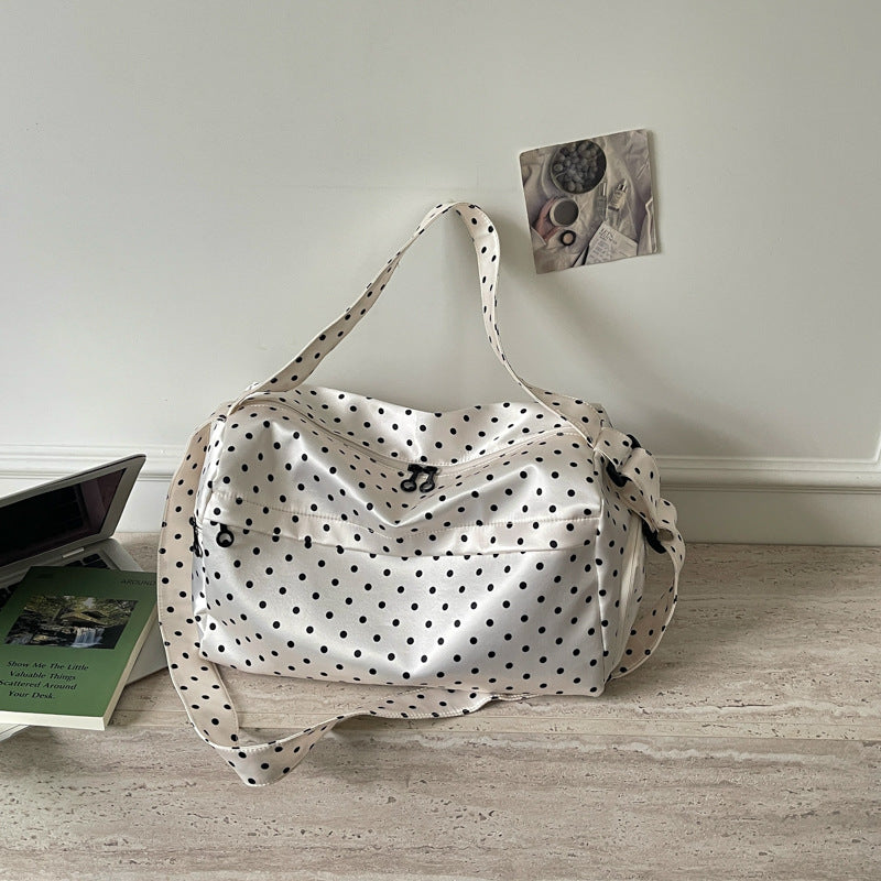 Modische Sport- und Reisetasche mit Punktiertem Design Brehn