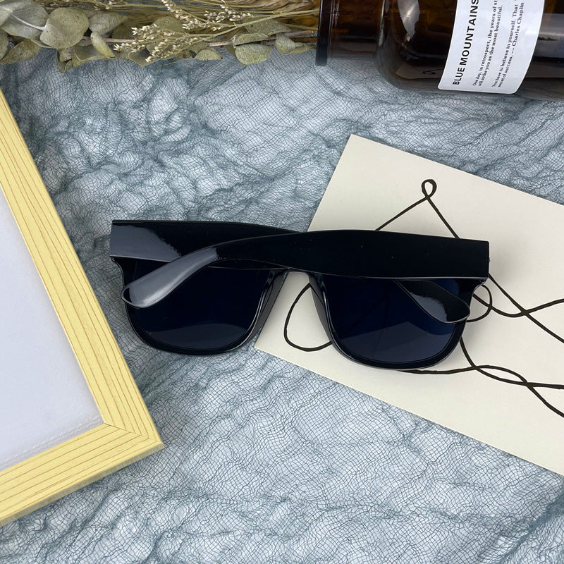 Fette Winkelrahmen Sonnenbrille Brehn
