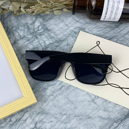 Fette Winkelrahmen Sonnenbrille Brehn