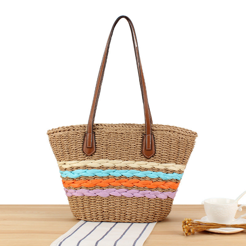 Freizeit-Strandtasche Aus Geflochtenem Naturmaterial mit Buntem Dekor Brehn