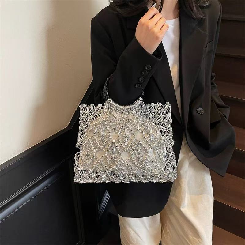 Handgefertigte Kunstkopf-Tasche Brehn