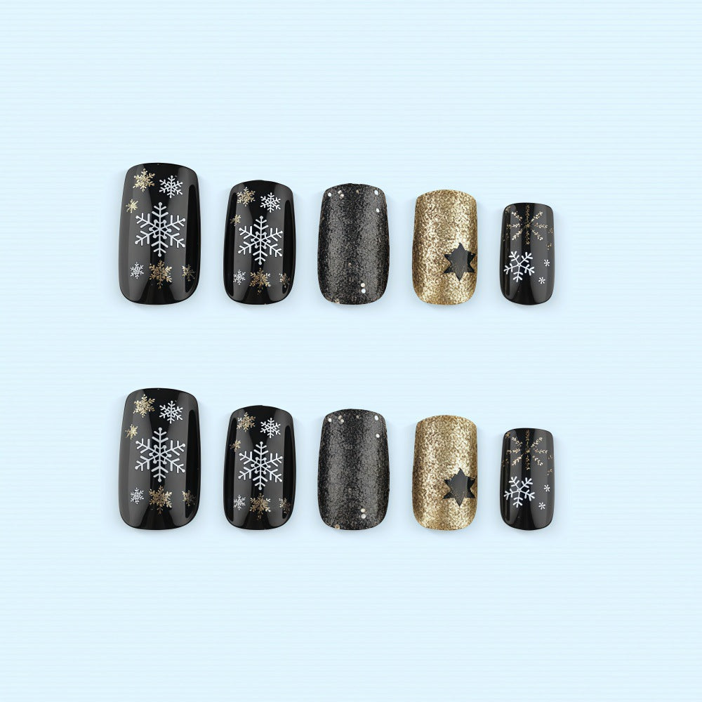 Glitzerndes Kunstnagelset mit weihnachtlichem Design und 3D-Schneeflocken Brehn