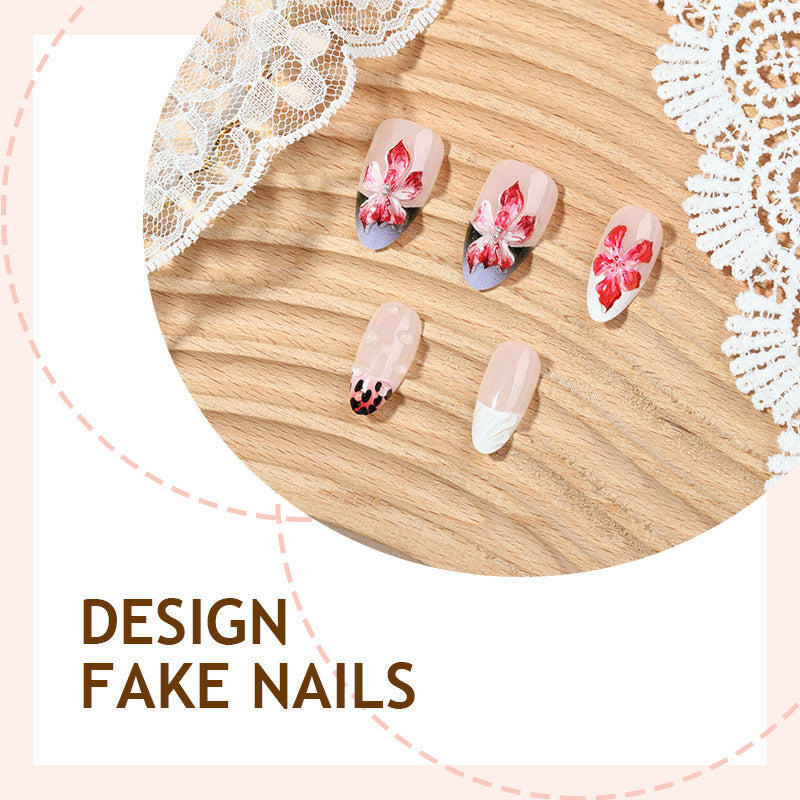 Kunstnagelset mit floralen und eleganten Akzenten Brehn