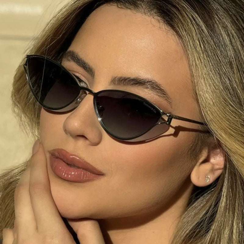 Damen Cat-Eye Sonnenbrille im eleganten Goldrahmen Brehn