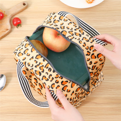 Stilvolle isolierte Lunchbox Brehn