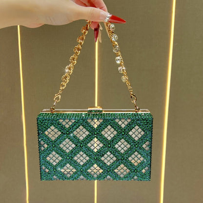 Elegante Abend-Clutch mit Kettenhenkeln
