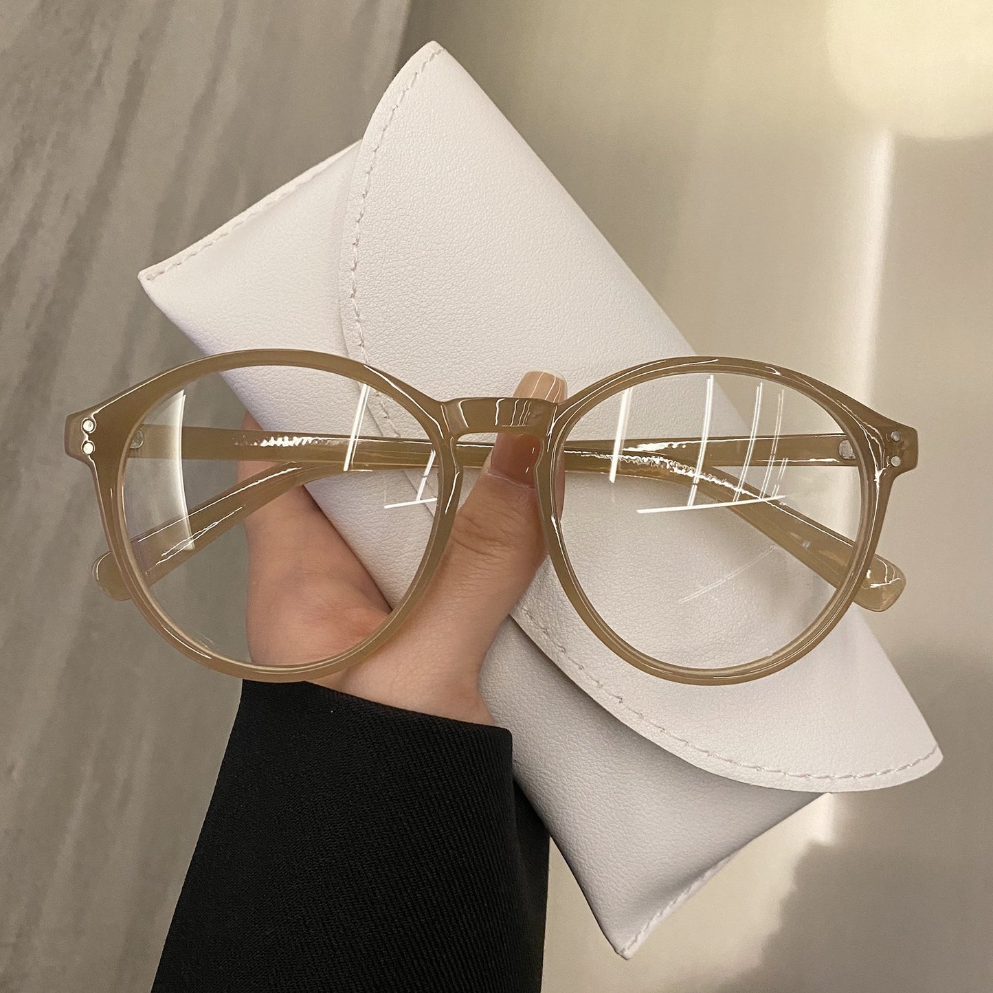 Damen modische Cat-Eye Brille mit dekorativem Rahmen Brehn