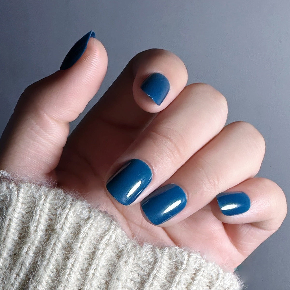 Glänzende Nagelkunstverlängerungen Brehn