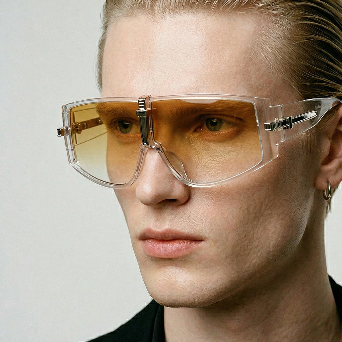 Damen moderne Sport-Sonnenbrille mit robustem Rahmen und UV-Schutz Brehn
