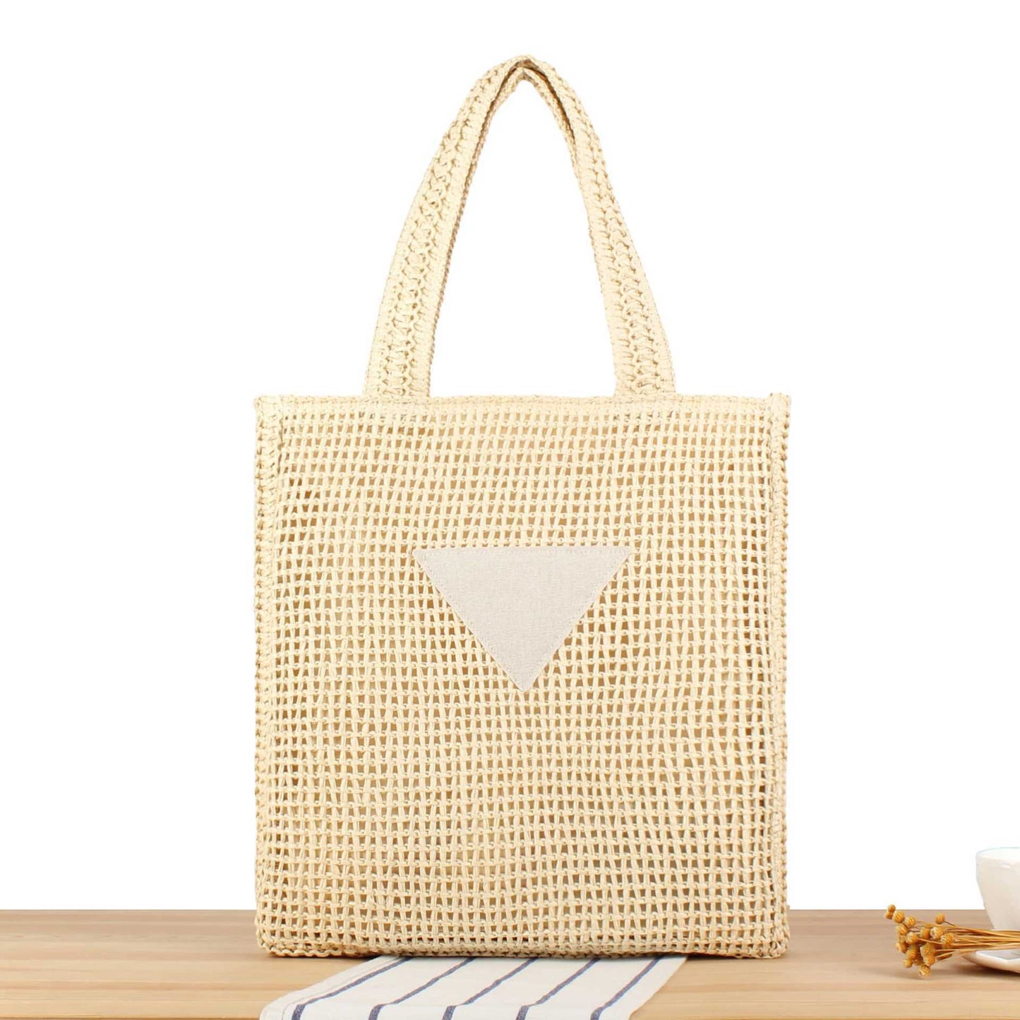 Handtasche Aus Handgefertigtem Naturmaterial mit Minimalistischer Ästhetik Brehn