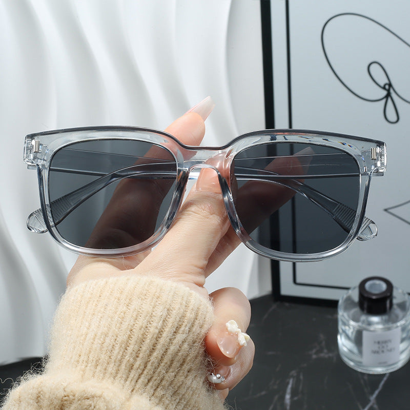 Damen Modische quadratische Sonnenbrille mit transparentem Rahmen Brehn