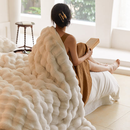 Luxuriöse Kunstfell-Wohndecke mit extraweicher High‑Pile-Struktur und Thermofutter