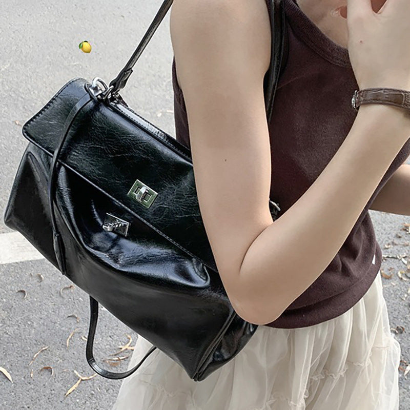 Strukturierte Lederhandtasche Brehn
