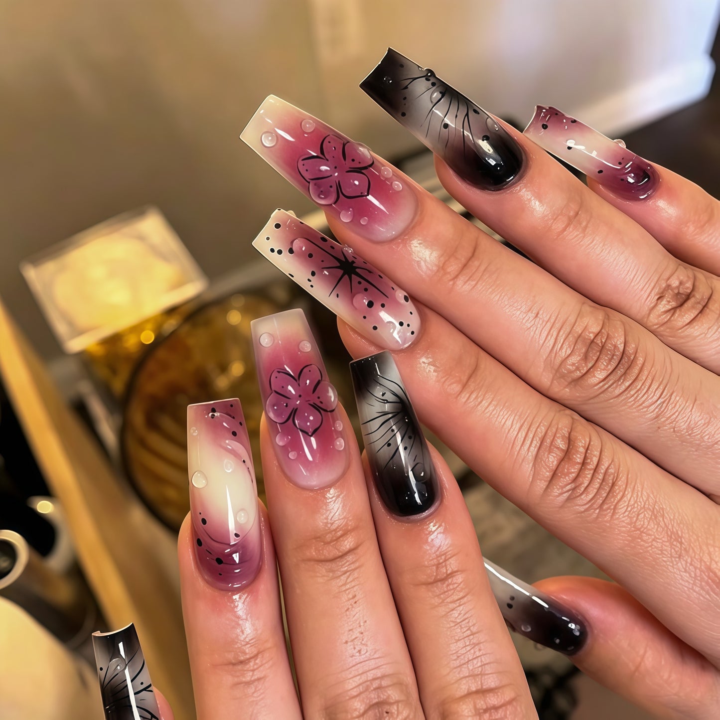 Künstlerische Ombre Blumen Press-On Nagelverlängerungen Brehn