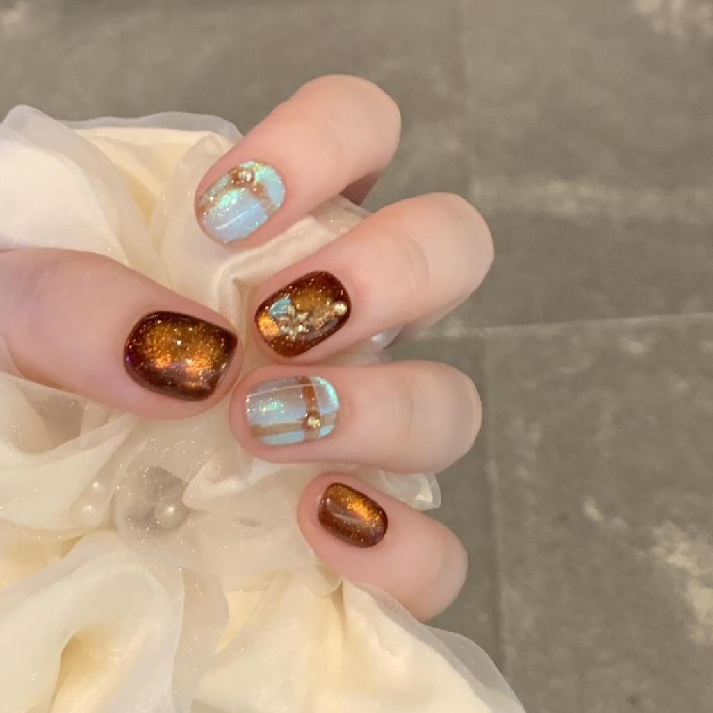 Künstliche Nail Art Spitzen mit Schimmer und Glitzer Brehn