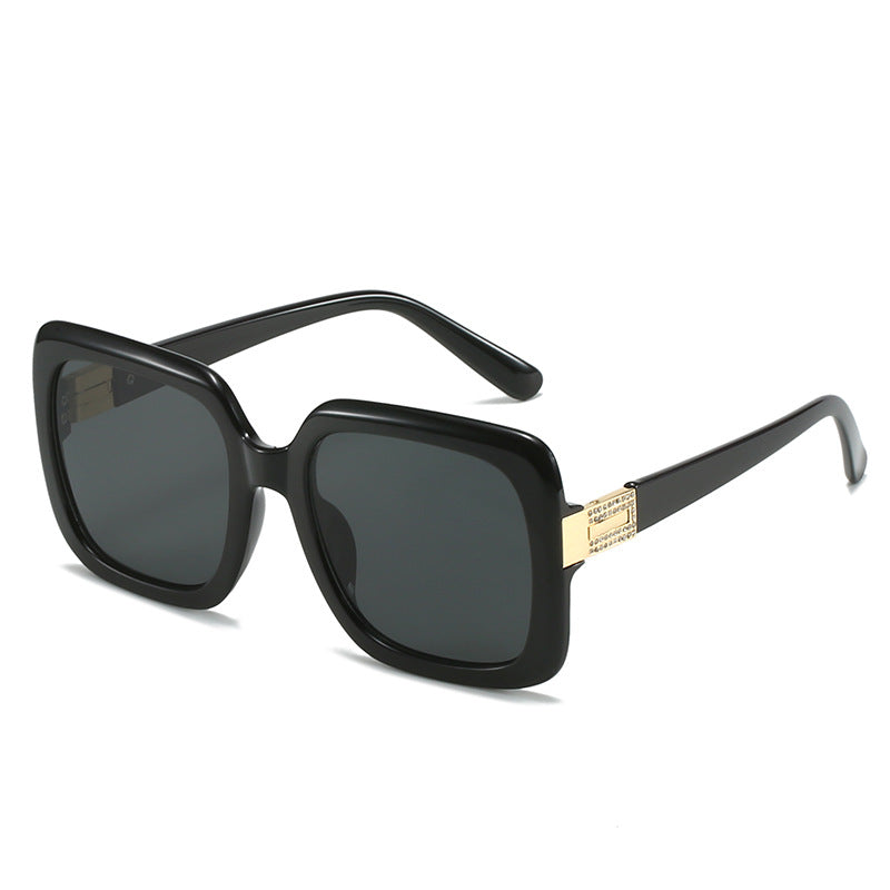 Damen elegante oversized Sonnenbrille mit luxuriösen Metallakzenten Brehn