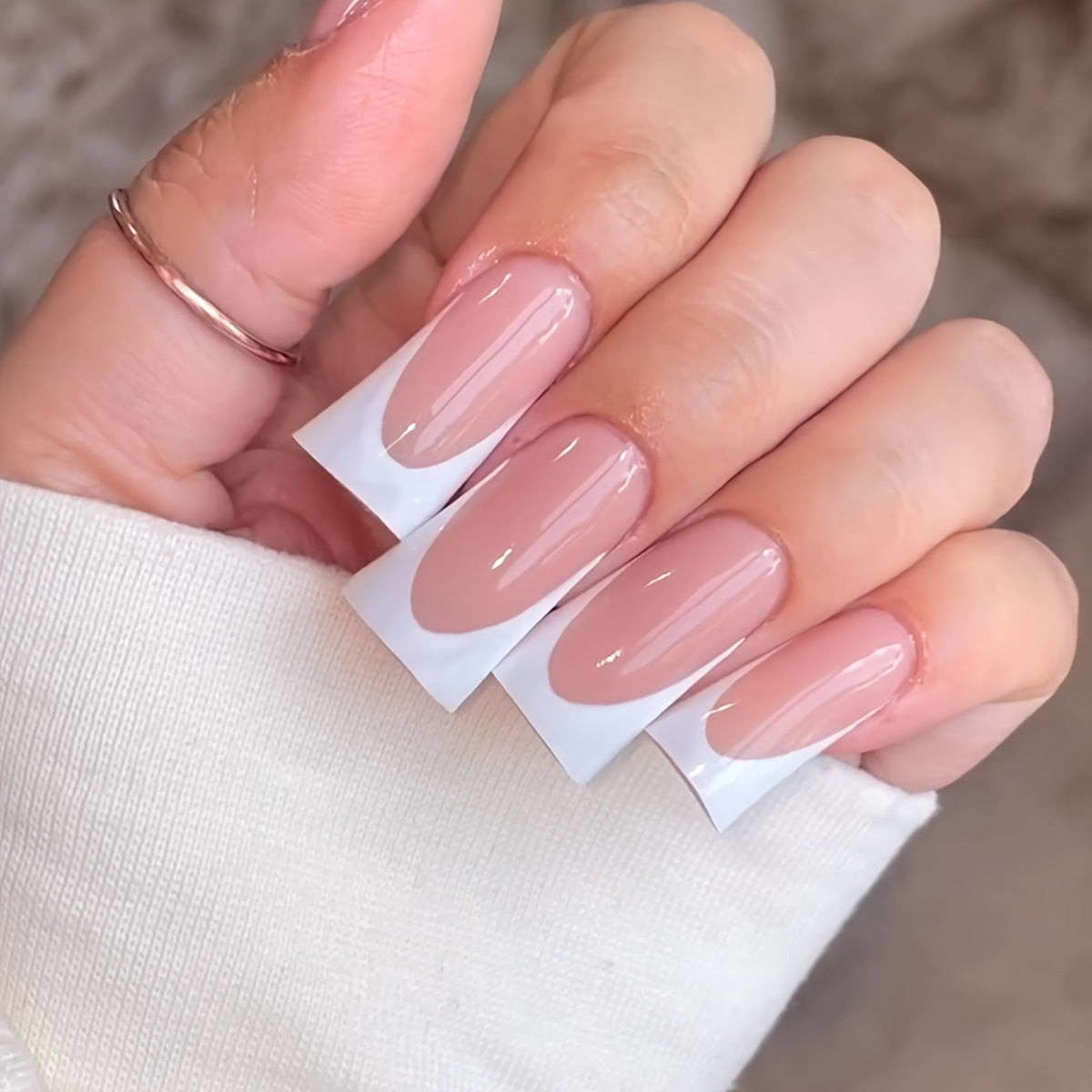 Skulptierte Press-On Nagelverstärkungen Brehn