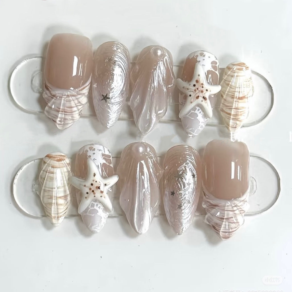 Künstlerisches von Muscheln inspiriertes Press-On-Nagelkunst-Set Brehn
