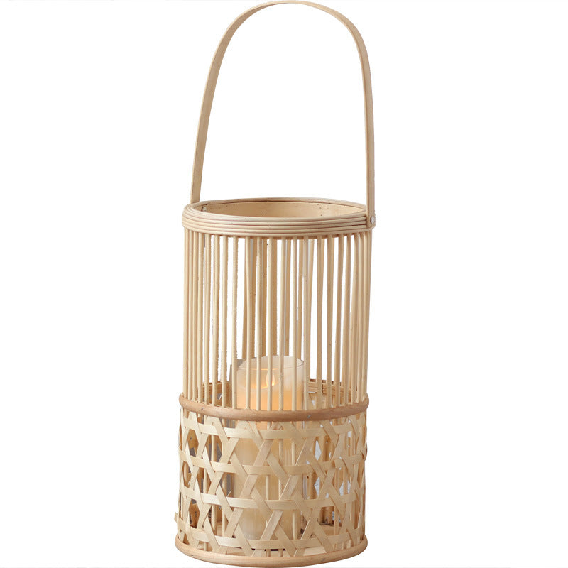 Handgefertigte Laterne aus Rattan Brehn