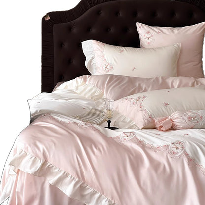 Luxuriös Gesticktes Satin Bettwäsche Set mit Dekorativem Kopfkissen & Rüsche Kissenbezügen