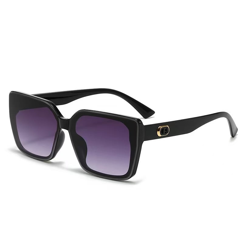 Damen oversized Sonnenbrille mit robustem Rahmen und dezenten Gläsern Brehn