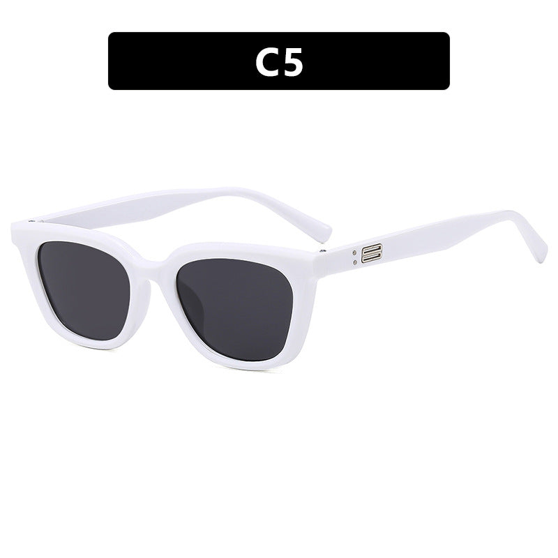 Damen stylische Sonnenbrille im modernen Design mit breitem Rahmen Brehn