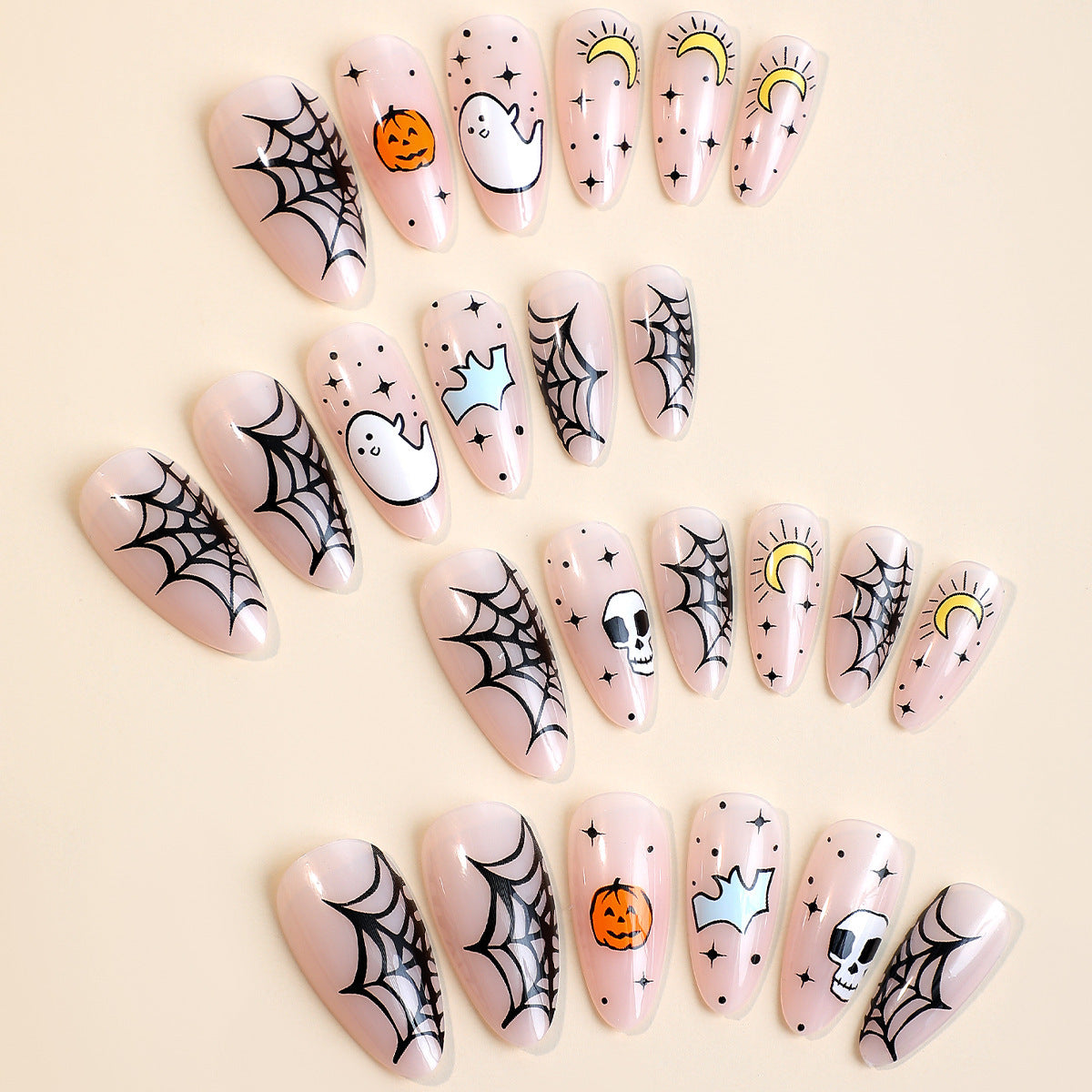 Kreatives Halloween Kunstnagelset mit unterhaltsamen Geister- und Kürbismotiven Brehn