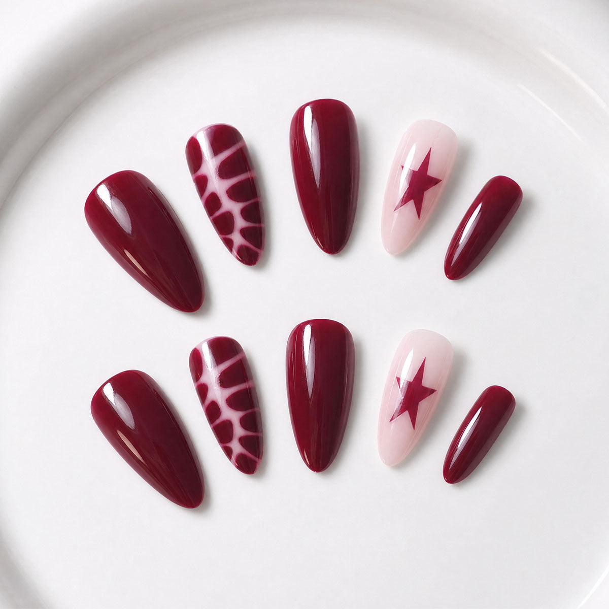 Künstlerisches Stiletto Druck-Ziegel Nageldesign