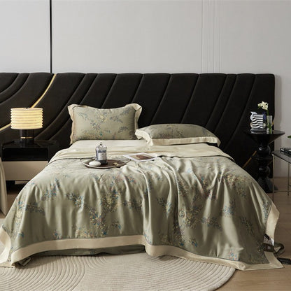 Luxuriöse Satin-Bettüberwurf-Garnitur mit floraler Jacquard-Stickerei Brehn