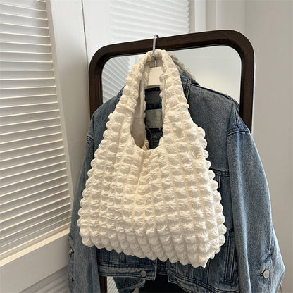 Texturierte Strick-Hobo-Tasche